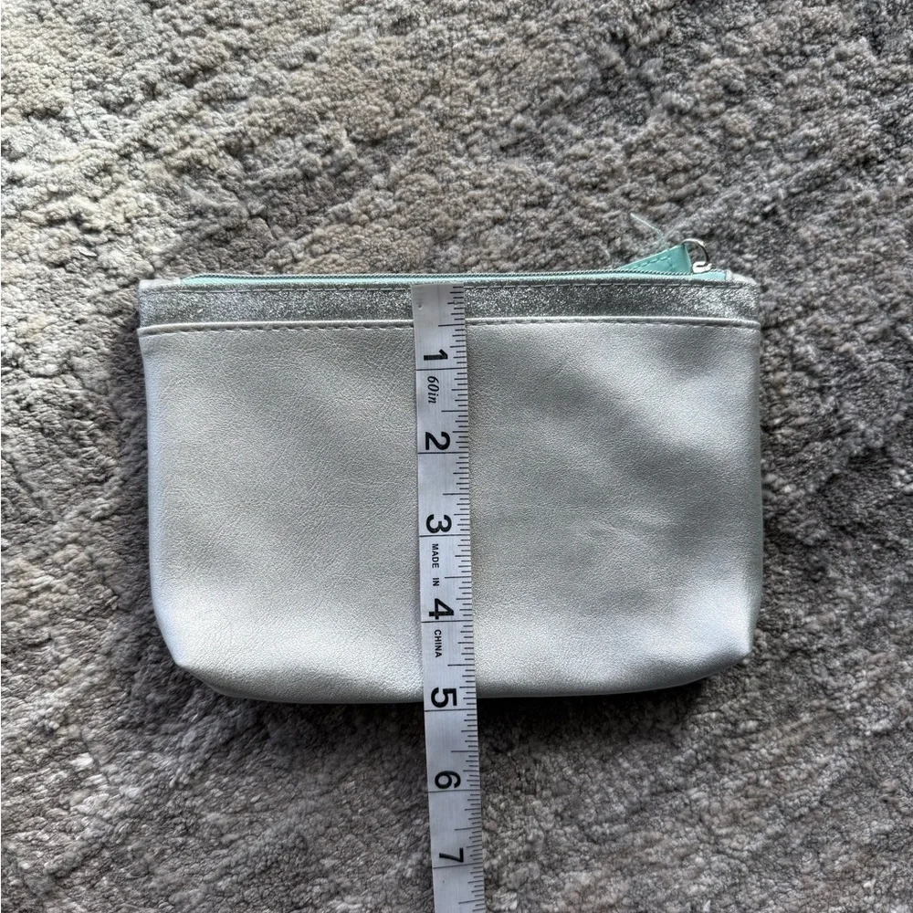 Ipsy Cosmetic Glam Bag | Icy Metallic ❄️ - Picture 5 of 6